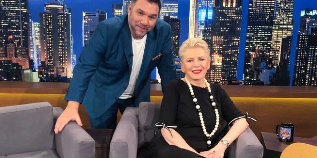 Η Έλενα Ακρίτα καλεσμένη απόψε στο The 2Night Show