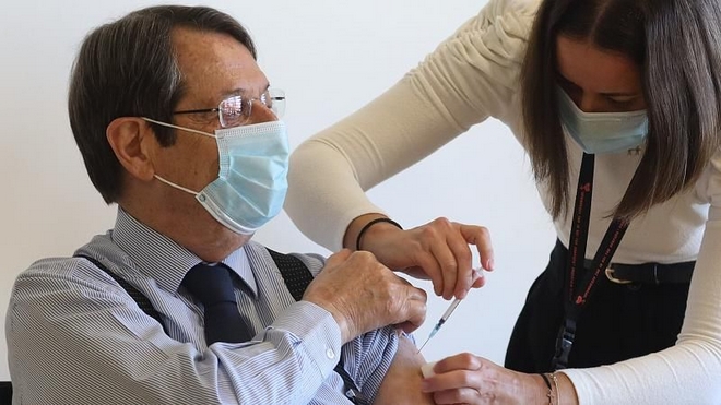 Κύπρος: Τη δεύτερη δόση του εμβολίου κατά του κορονοϊού έκανε ο Νίκος Αναστασιάδης