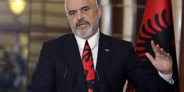 Στην Αθήνα ο Έντι Ράμα- Συνάντηση με Μητσοτάκη και Δένδια