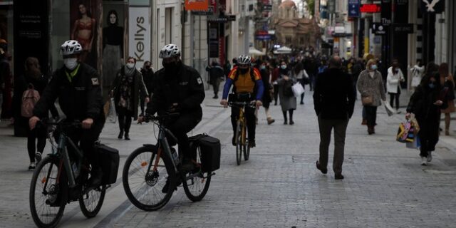 Τσάκρης: “Είμαι ιδιαίτερα ανήσυχος για τις επόμενες μέρες” – Επιθετική στα παιδιά η βρετανική μετάλλαξη