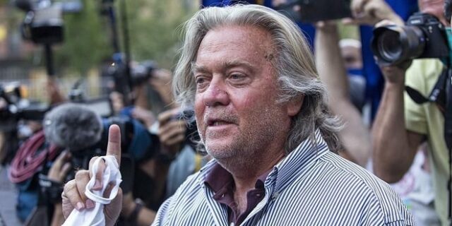 Ο Τραμπ απένειμε χάρη στον Στιβ Μπάνον και τον ράπερ Lil Wayne