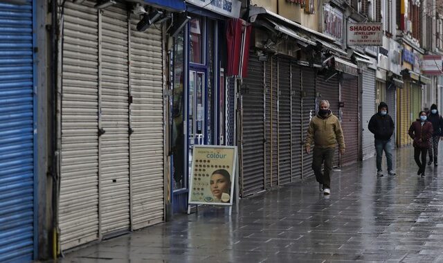 Κορονοϊός – Βρετανία: Μείωση των κρουσμάτων, αύξηση των θανάτων