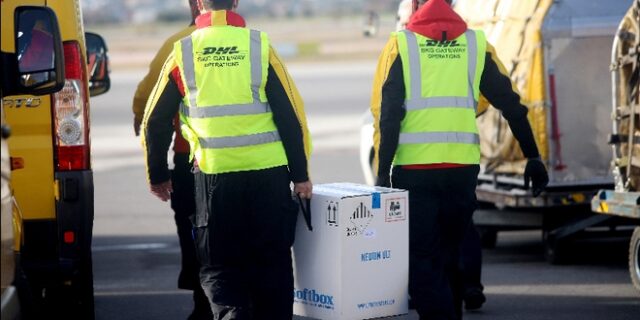 Παραδόθηκαν στο νοσοκομείο Χανίων τα πρώτα εμβόλια κατά της Covid-19