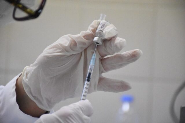 Ζάκυνθος: Το απόγευμα της Δευτέρας θα παραδοθούν τα πρώτα εμβόλια