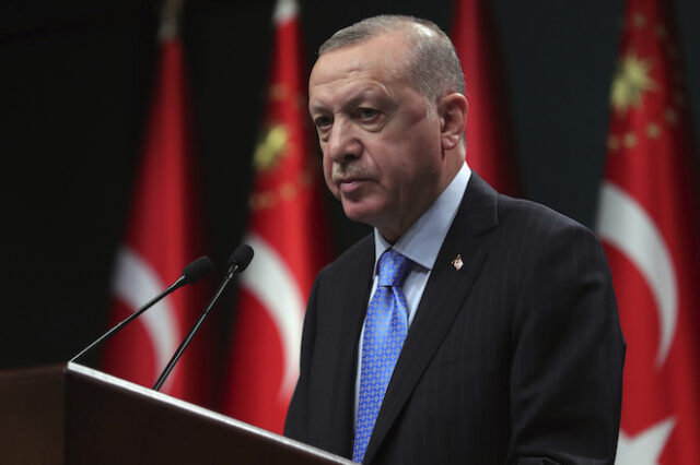 Ερντογάν: Οι ΗΠΑ στηρίζουν τρομοκράτες