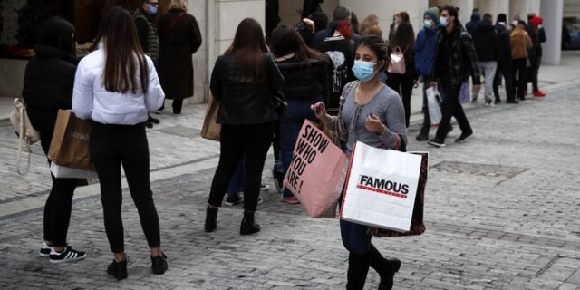 Κορονοϊός: Η διασπορά των 842 νέων κρουσμάτων – Ξεφεύγει η Αττική με 427