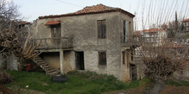 Μνημείο το σπίτι που γεννήθηκε ο Νίκος Γκάτσος στην Ασέα Αρκαδίας