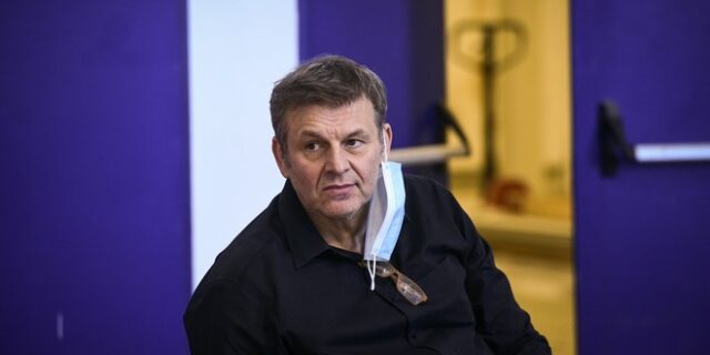 Απόστολος Γκλέτσος: ”Ζητάω covid test πριν κάνω σεξ”