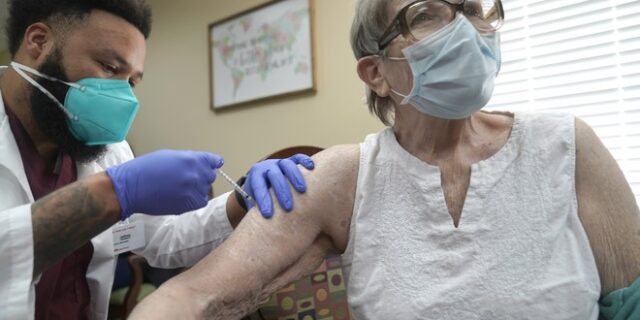 ΗΠΑ: Πάνω από 10 εκατ. άνθρωποι έχουν εμβολιαστεί