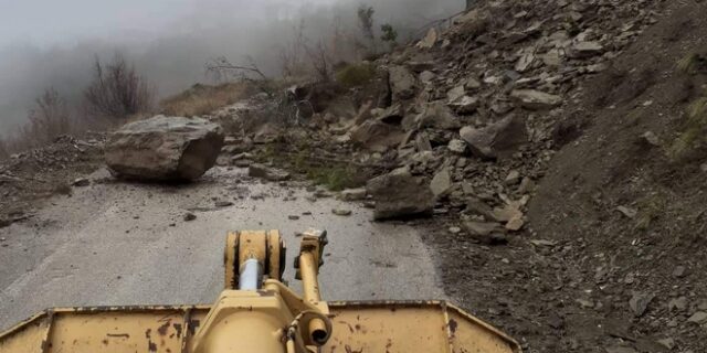 Κακοκαιρία: Κατολισθήσεις στην Ήπειρο από τις ραγδαίες βροχές