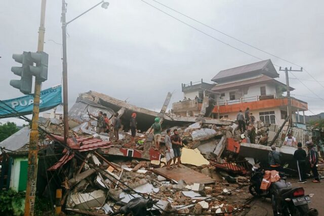 Ισχυρός σεισμός στην Ινδονησία: Τουλάχιστον 3 νεκροί