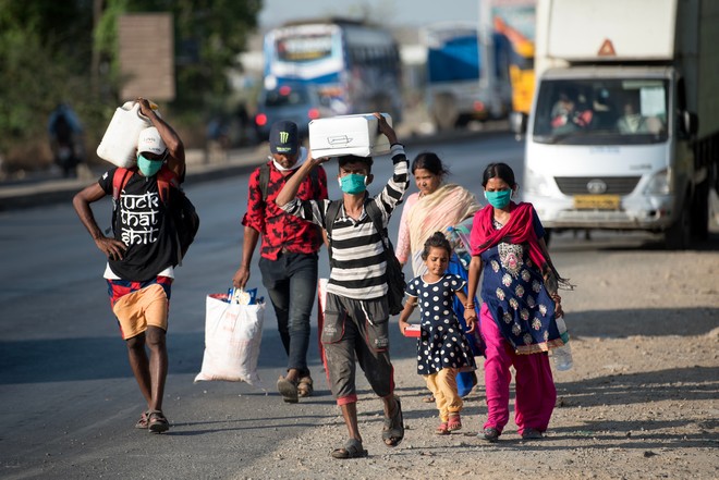 Ινδία: Φτάνουν τα 300 εκ. όσοι έχουν προσβληθεί από κορονοϊό