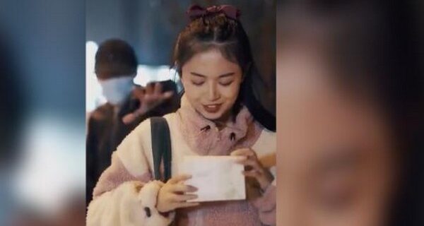 Κίνα: Σάλος με διαφήμιση που “δαιμονοποιεί” τα θύματα σεξουαλικής επίθεσης