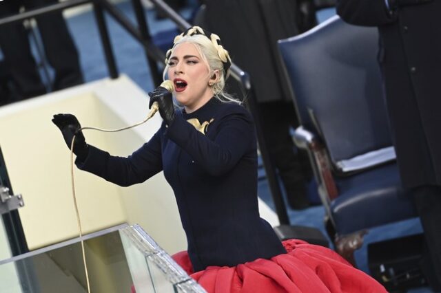 Ορκωμοσία Μπάιντεν: Συγκίνησε η Lady Gaga τραγουδώντας τον Εθνικό Ύμνο των ΗΠΑ