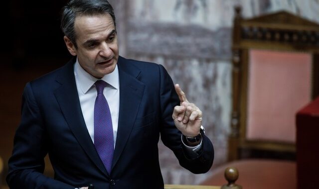 Μητσοτάκης: Θα κρατήσω το πρόστιμο στα 300 ευρώ για 10 ημέρες – Ανοίγουν τα καταστήματα Δευτέρα