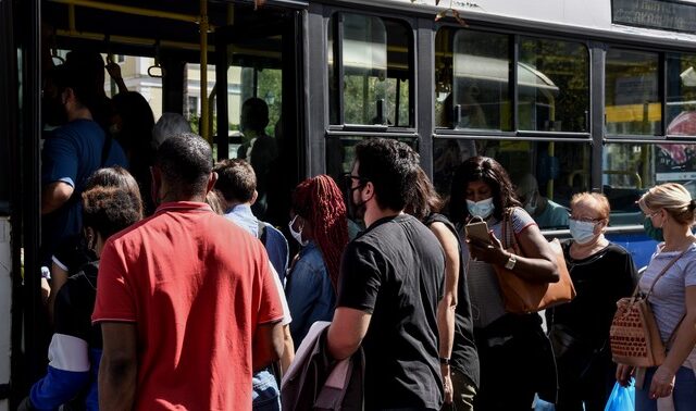 Λινού: “Στα Μέσα Μεταφοράς δεν πάρθηκαν τα μέτρα που έπρεπε – Περισσότερα τεστ στα σχολεία”