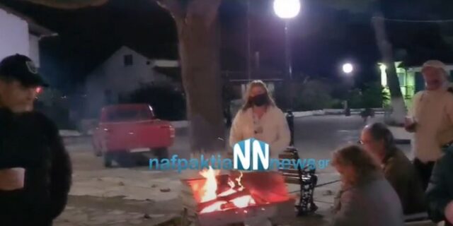 Ναύπακτος: Στους δρόμους οι κάτοικοι μετά τον ισχυρό σεισμό