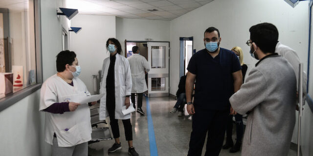 Κορονοϊός: Συναγερμός σε θεραπευτήριο χρόνιων παθήσεων στη Βούλα