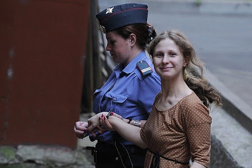 Ρωσία: Ξένοι πράκτορες κατά το Υπουργείο Δικαιοσύνης μέλη των Pussy Riot