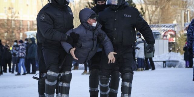 Ρωσία: Πάνω από 5.000 συλλήψεις στις διαδηλώσεις για τον Ναβάλνι