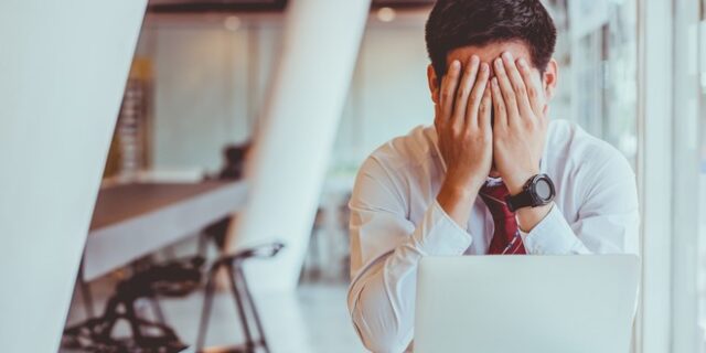 Αντιμέτωποι με το “mobbing”: Έρχονται πιο αυστηρές κυρώσεις για τον εργασιακό εκφοβισμό