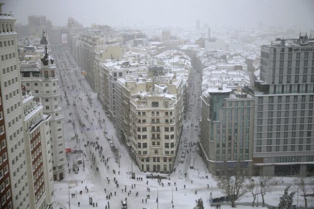 Ισπανία: Θαμμένη στο χιόνι η Μαδρίτη ενώ έρχεται παγετός