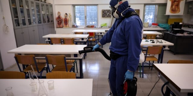Κορονοϊός: Κρούσματα ξανά σε σχολεία – Έκλεισαν τμήματα