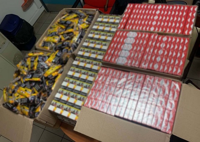 Θεσσαλονίκη: Έριξαν στην αγορά πάνω από 130.000 λαθραία πακέτα τσιγάρα