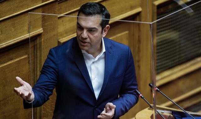 Τσίπρας: “Κάνετε τα ίδια λάθη που οδήγησαν στο δεύτερο κύμα”