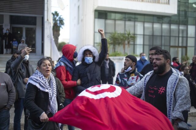 Τυνησία: Οργή λαού για τις ελλείψεις στα τρόφιμα και τη φτώχεια