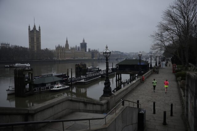 To Brexit είναι πλέον επίσημο: Η Μ. Βρετανία αποχώρησε από την ενιαία αγορά της ΕΕ