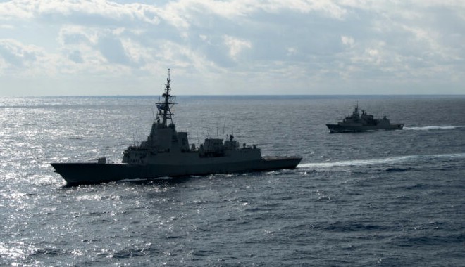 Πολεμικό Ναυτικό: Κοινή άσκηση με αιγυπτιακή φρεγάτα στην Αλεξάνδρεια