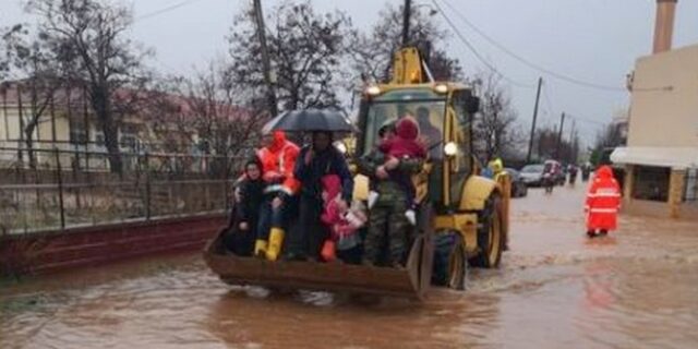 Σε κλοιό κακοκαιρίας η χώρα – Πολλά προβλήματα σε Αττική και περιφέρεια