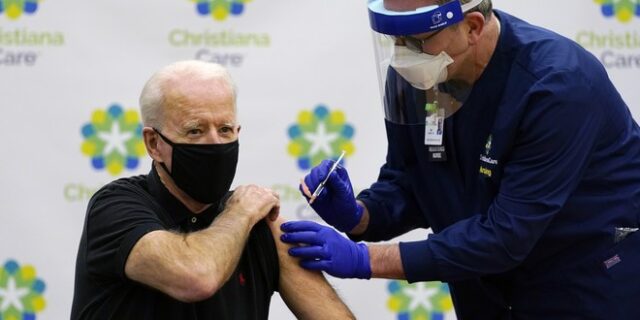 Κορονοϊός: Έλαβε και τη δεύτερη δόση του εμβολίου ο Μπάιντεν