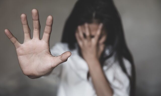 Καταγγελία: “Με βίασε ο προπονητής μου στην ιστιοπλοϊα όταν ήμουν 11 ετών”