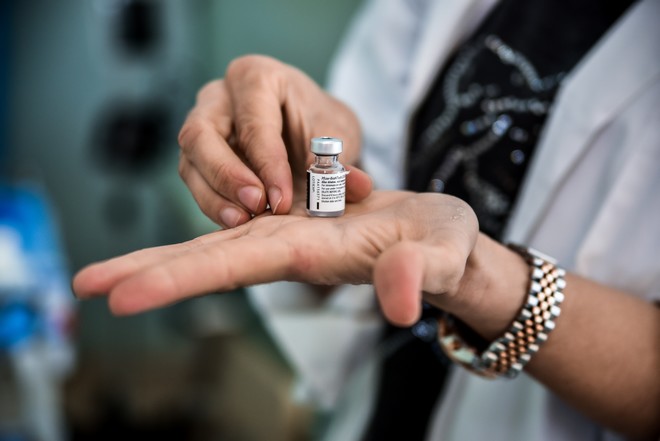 Εμβόλιο Κορονοϊού: Το στοίχημα των 63 ημερών