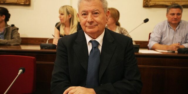 Έχασε τη ζωή του ο Σήφης Βαλυράκης: Βρέθηκε νεκρός στον Ευβοϊκό κόλπο