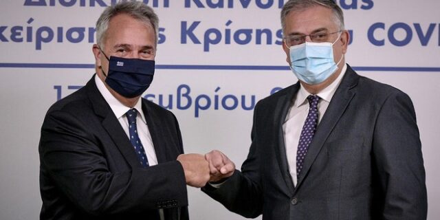 Παράδοση-παραλαβή ΥΠΕΣ: Ο Θεοδωρικάκος διαψεύδει ρήξη με Μητσοτάκη