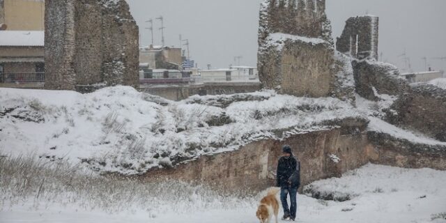 Κακοκαιρία “Λέανδρος”: Χιόνια και στην Αττική – Πού εντοπίζονται προβλήματα