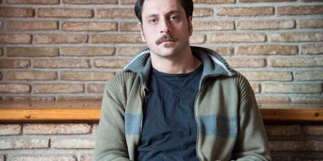 Γιώργος Χρυσοστόμου: “Με απείλησε ότι με τα κονέ που έχει στο θέατρο δε θα δουλέψω ποτέ”