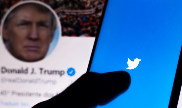 Twitter Vs Trump: Πώς το αγαπημένο του παιχνίδι έσκασε στα χέρια του