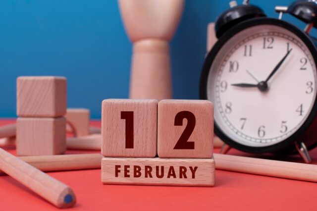 12 Φεβρουαρίου 2021: Η παλινδρομική ημερομηνία με καρκινική γραφή