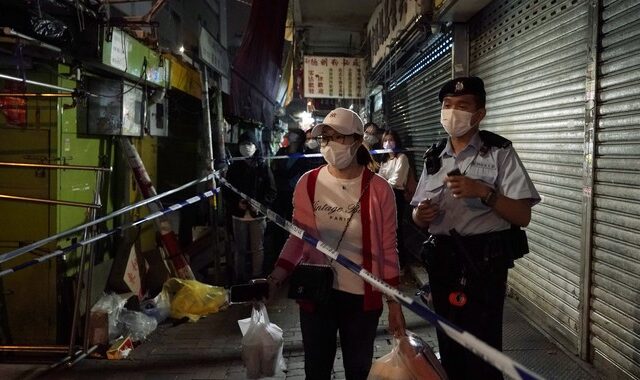 Το Χονγκ Κονγκ παρουσιάζει στον κόσμο το “αιφνίδιο lockdown”