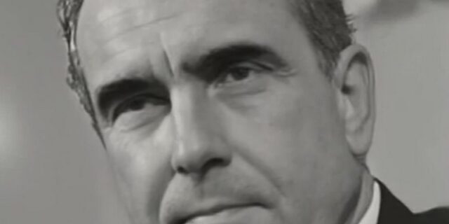 Ο Ανδρέας Παπανδρέου “ζωντάνεψε” στο Deep Nostalgia