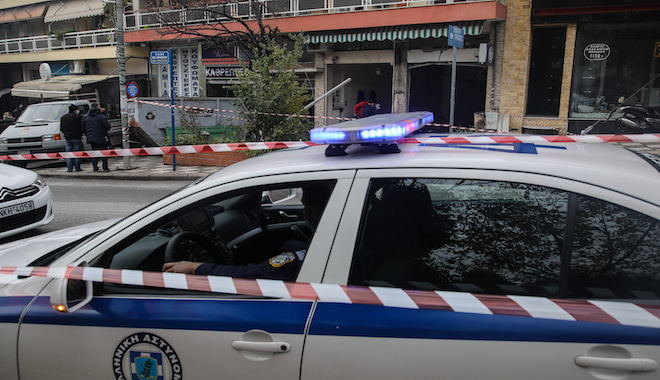 Θεσσαλονίκη: 50χρονος μαχαίρωσε μια γυναίκα και τον γιο της