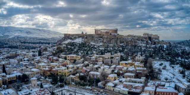 Κακοκαιρία Μήδεια: Χιλιάδες νοικοκυριά χωρίς ρεύμα στην Αττική