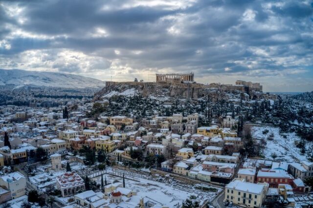 Κακοκαιρία Μήδεια: Χιλιάδες νοικοκυριά χωρίς ρεύμα στην Αττική