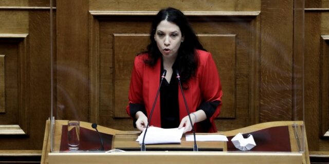 ΜέΡΑ 25: Ανεξαρτητοποιήθηκε η Φωτεινή Μπακαδήμα