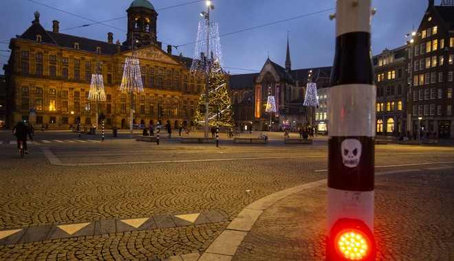 Ολλανδία: Τήρηση του νυχτερινού lockdown παρά την δικαστική απόφαση ζητά ο Ρούτε