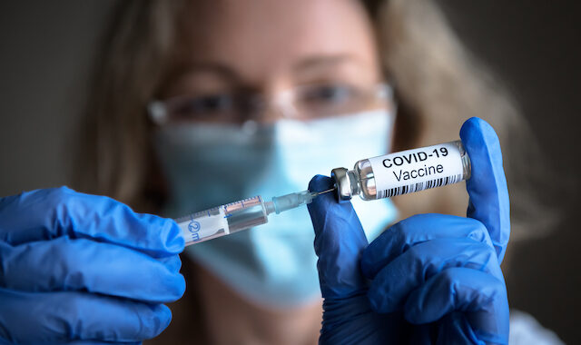 Θεμιστοκλέους: Περίπου 1,5 εκατομμύριο εμβολιασμοί θα έχουν ολοκληρωθεί τον Μάρτιο